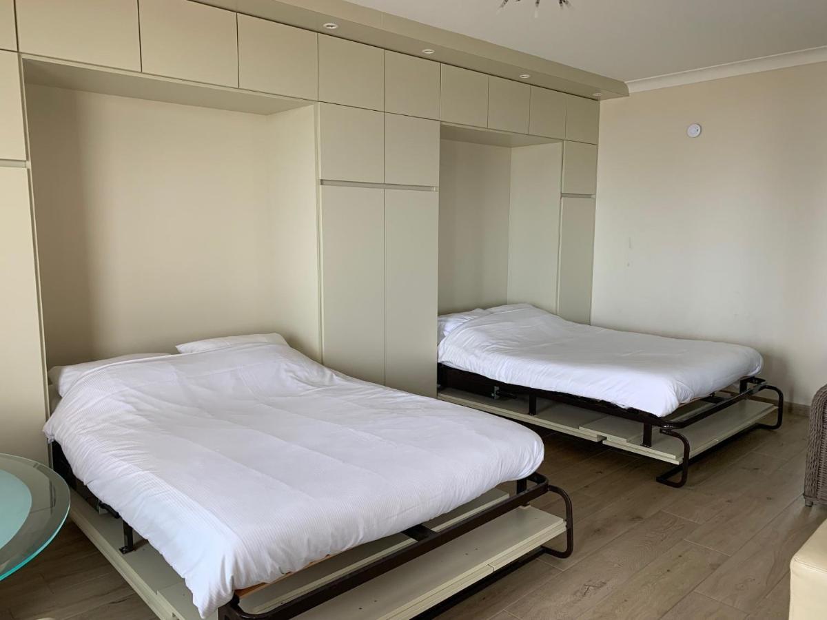 Very Spacious Family With Seaview T16